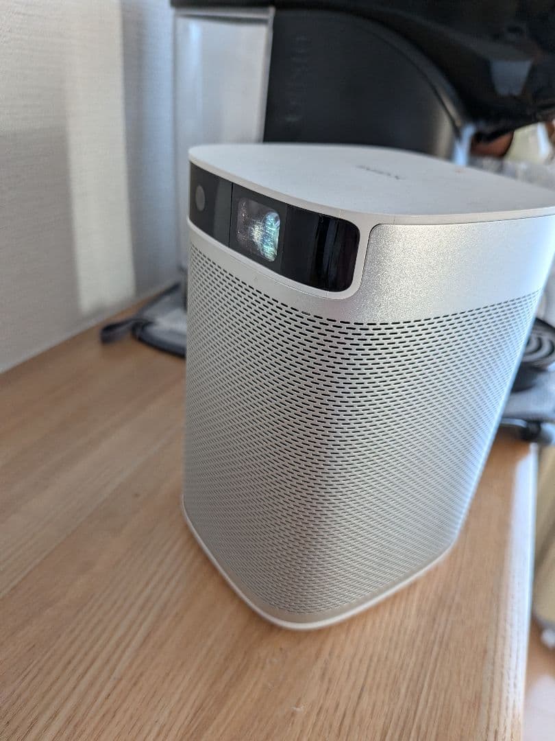 ogawa氏様専用】XGIMI MOGO ホワイト プロジェクター 本体 - メルカリ