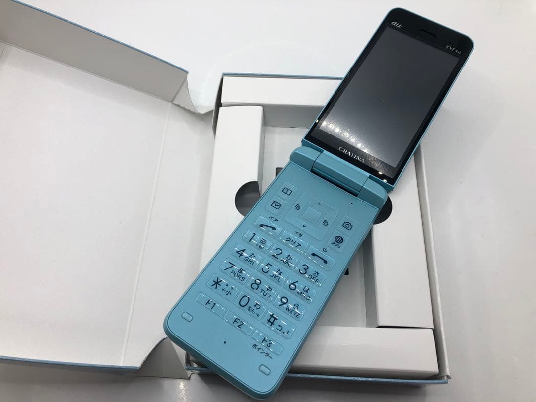 au　GRATINA KYF42 　ライトブルー　4G ガラケー　☆未使用☆