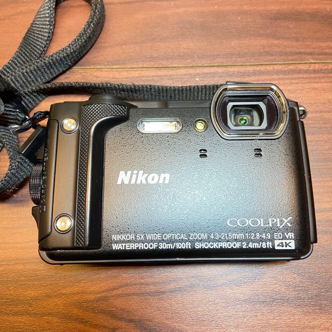 Nikon COOLPIX W300 デジカメ 3429