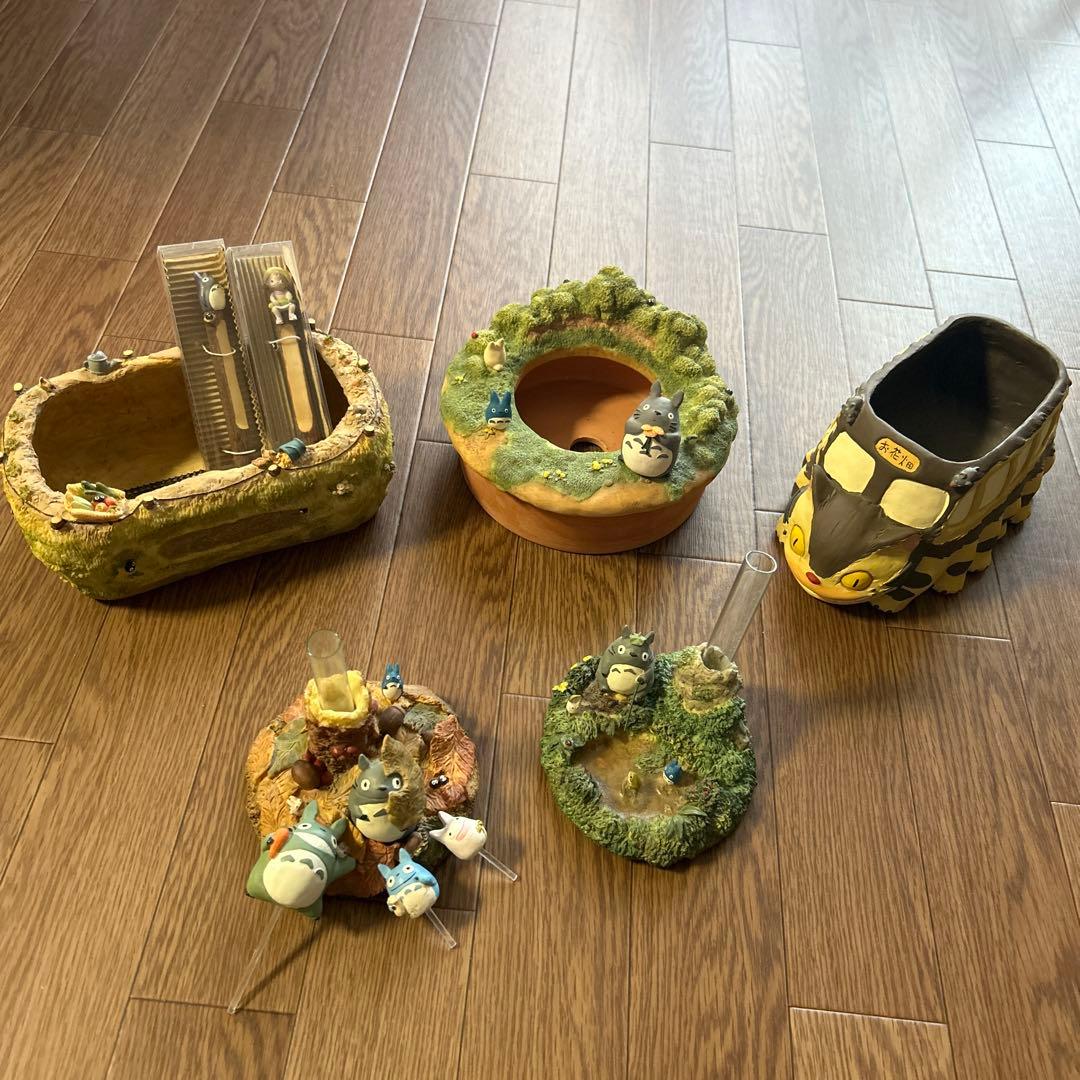 レア　となりのトトロ　プランター　一輪挿し　レトロ　希少　廃盤　コレクション 映画「となりのトトロ」の作中で印象的な、おいしそうな野菜が一輪挿し