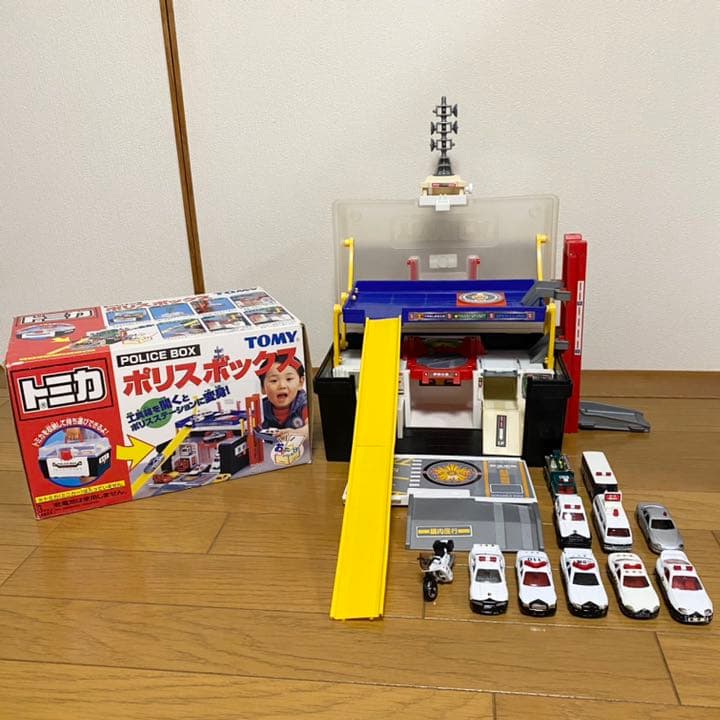 トミカタウン ポリスボックス トミカ POLICEBOX まとめ売り - メルカリ