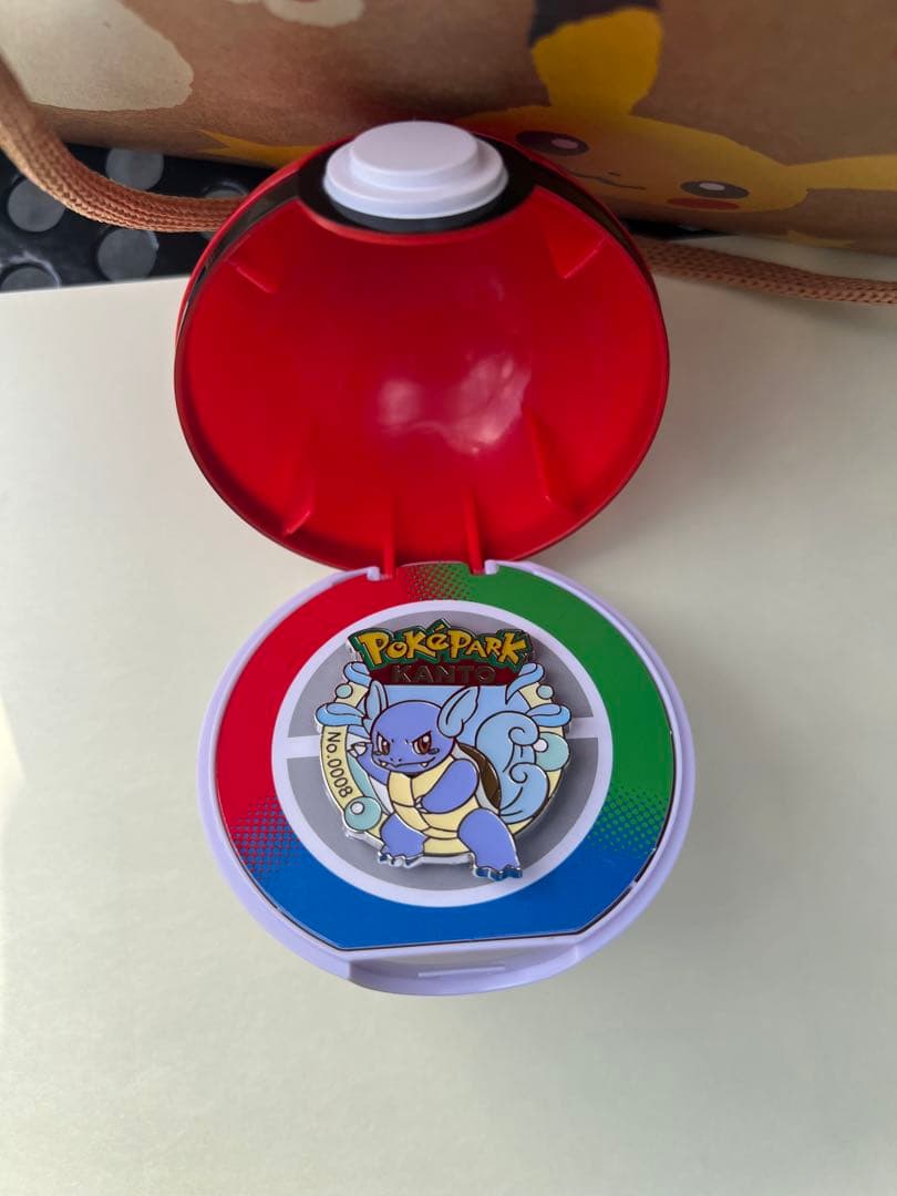 ポケパーク ピンバッジ 【カメール】 - メルカリ