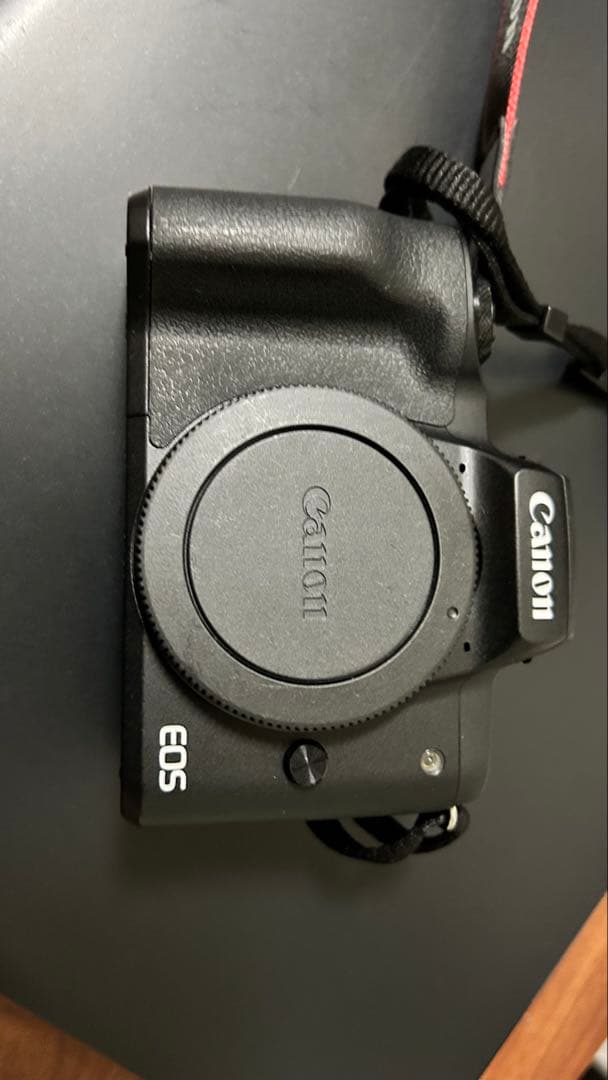 【美品】Canon EOS Kiss M ダブルズームキット SDカード付属