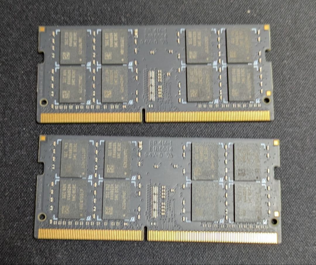 合計32GB DDR4-3200 メモリ 16GB × 2枚