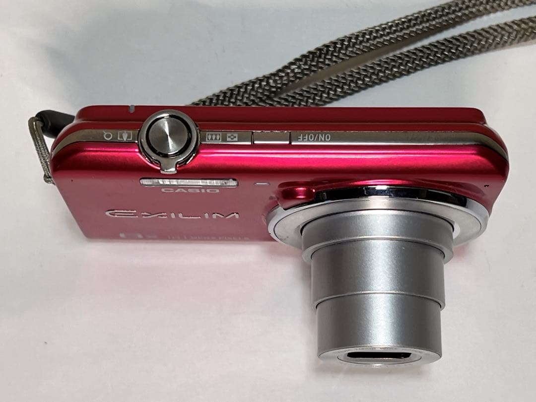CASIO EXILIM EX-ZS25コンパクトデジタルカメラ