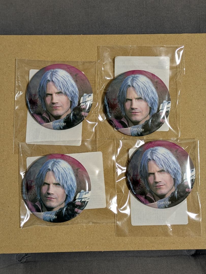 デビルメイクライ5 カプくじ E賞缶バッジ ダンテセット - メルカリ