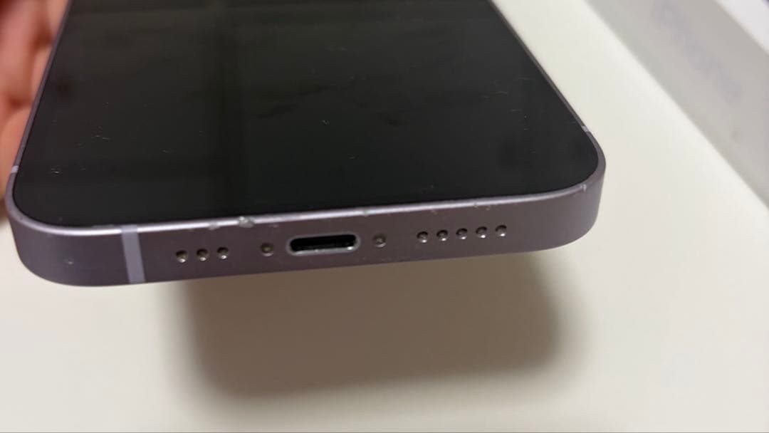 iPhone14 本体 パープル