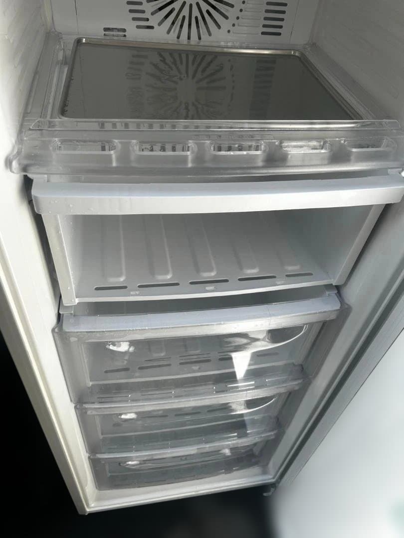 三菱 １ドア　冷凍庫 MF-U12B-S1 2018年製ホームフリーザー