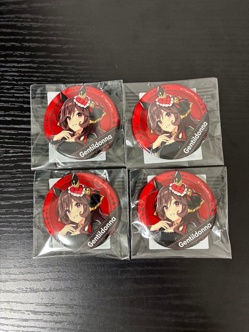 ウマ娘 トラベル 新千歳 ポップアップ ジェンティルドンナ 缶バッジ 4