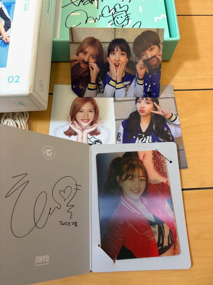 TWICE PAGETWO 直筆サイン入り - メルカリ
