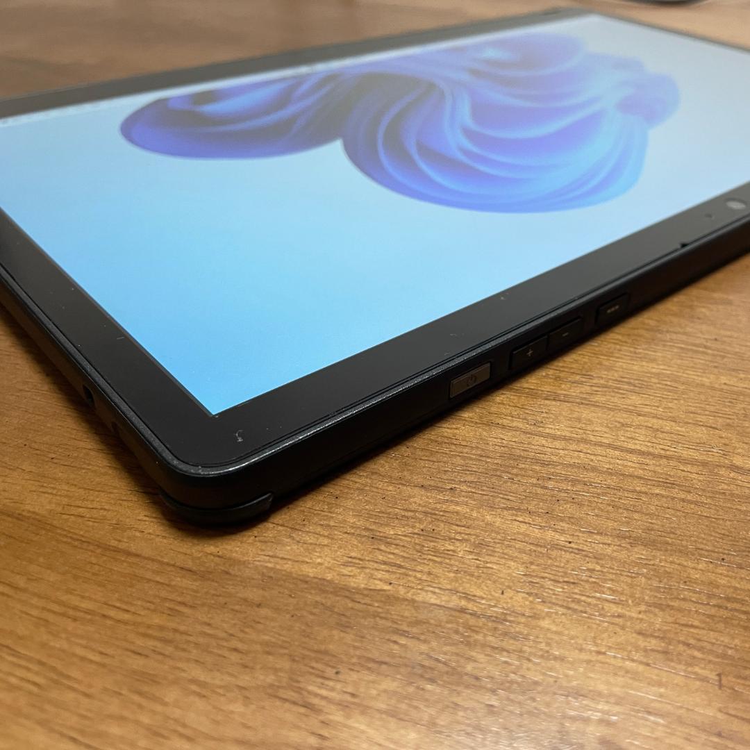 大画面13.3インチ 富士通タブレット 軽量 Corei5第8世代 カメラ付き