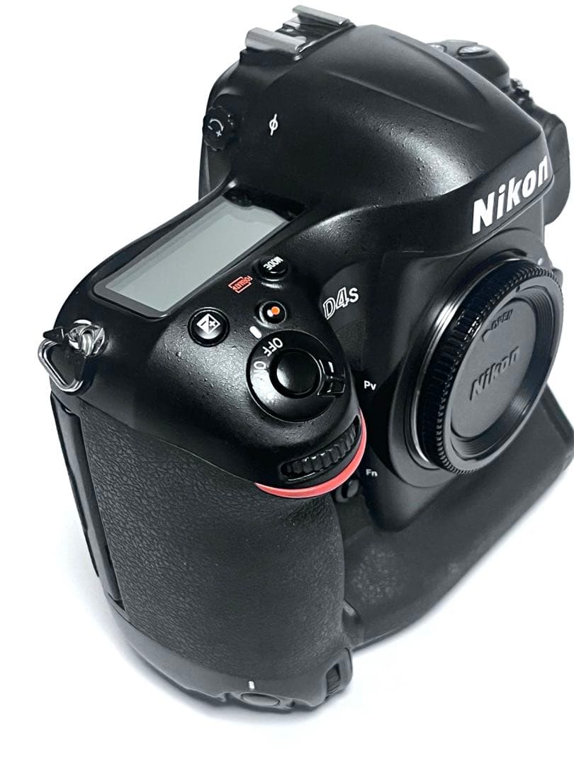 Nikon D4S デジタル一眼レフカメラ シャッター回数47000回 - メルカリ
