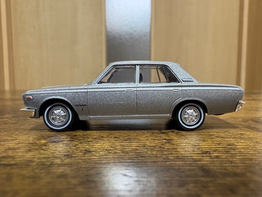 トミカリミテッドヴィンテージセットアルト サンバー クラウン