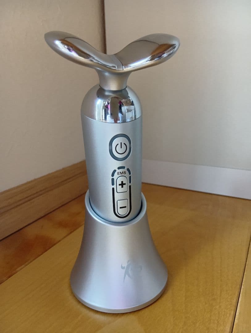 スポーツクラブが作った 美顔器　スタイリーフェイス