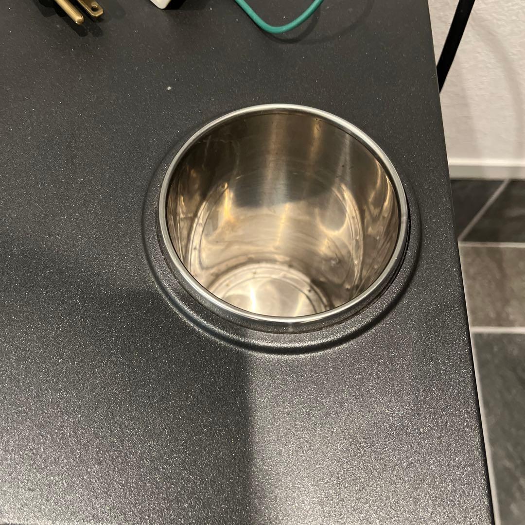 レア レッドブルDJスピーカークーラー Redbull冷蔵庫 - メルカリ