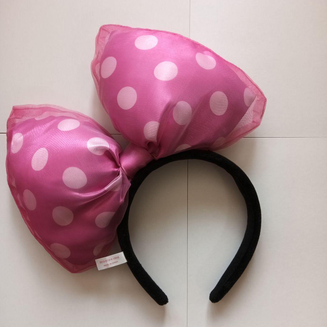 美品】ディズニー ミニーカチューシャ 水玉デカリボンカチューシャ