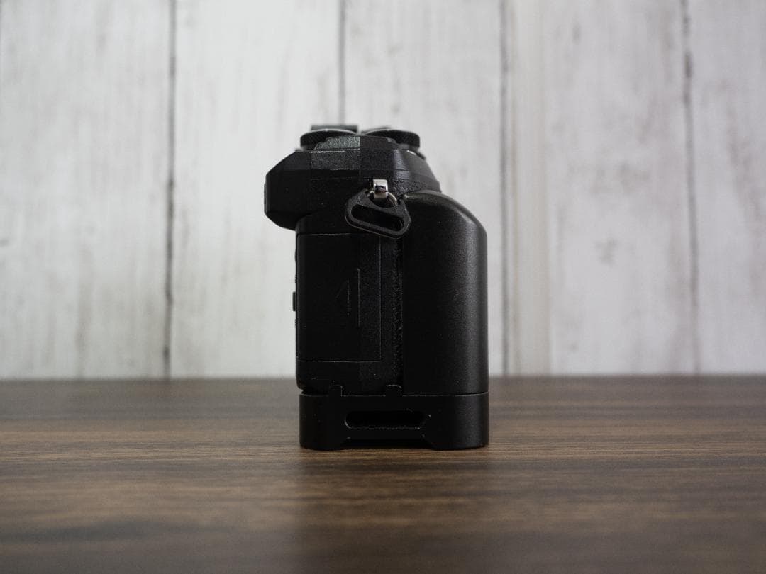 【ジャンク】送料込オリンパスOM-D E-M5 Mark III本体と付属品多数