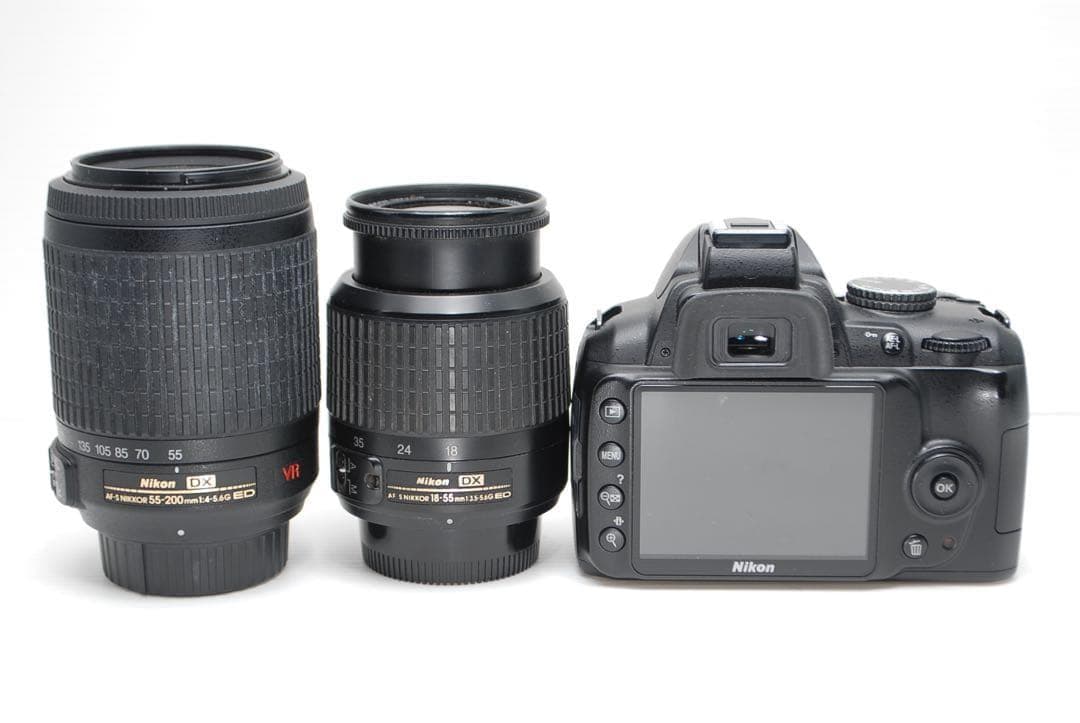❤️Nikon D3000❤️ダブルレンズセット 高画質 美品 望遠レンズ付き