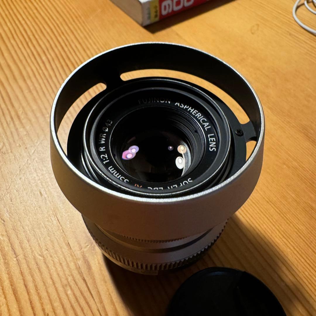 Fujifilm XF 35mm F2 R WR シルバー レンズ