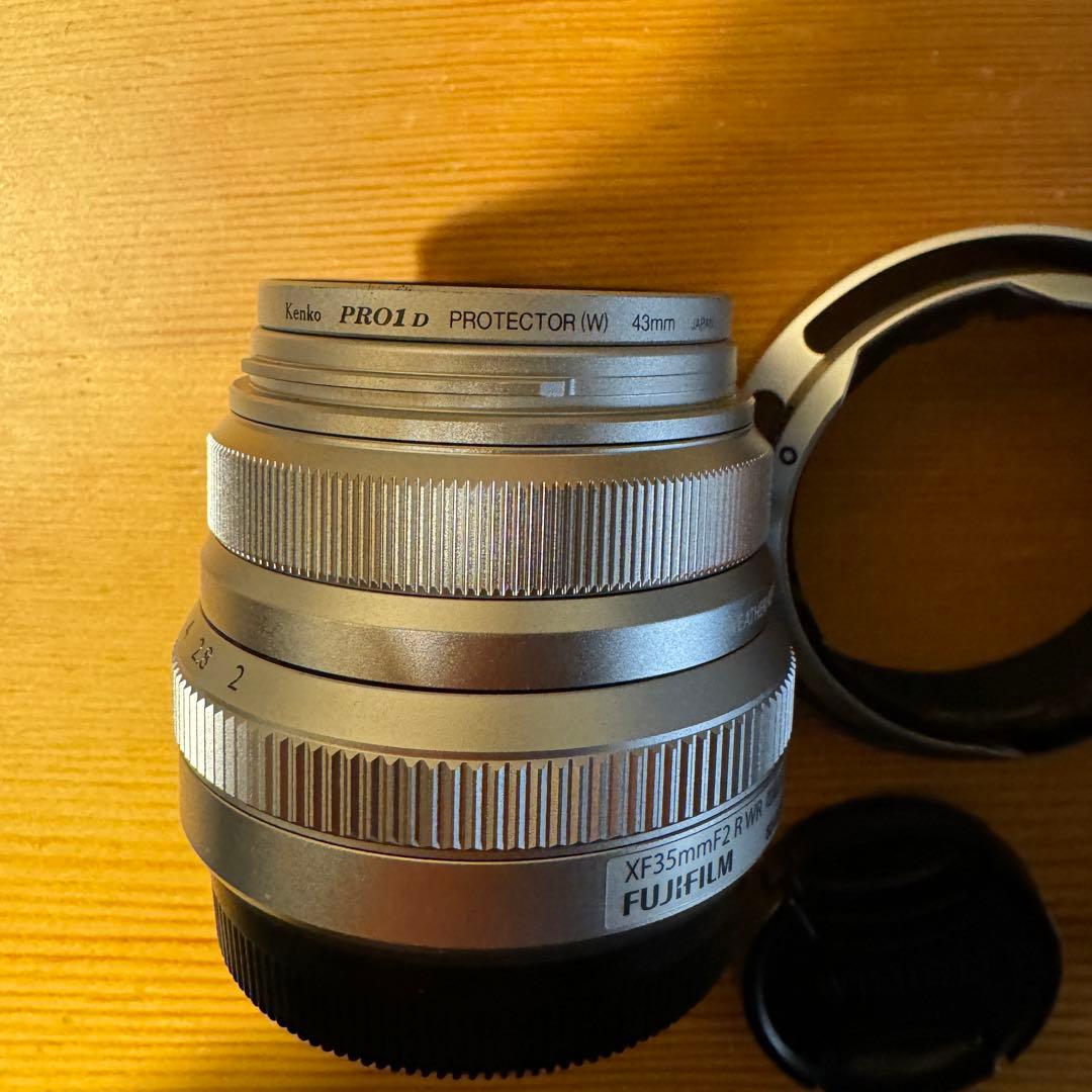 Fujifilm XF 35mm F2 R WR シルバー レンズ