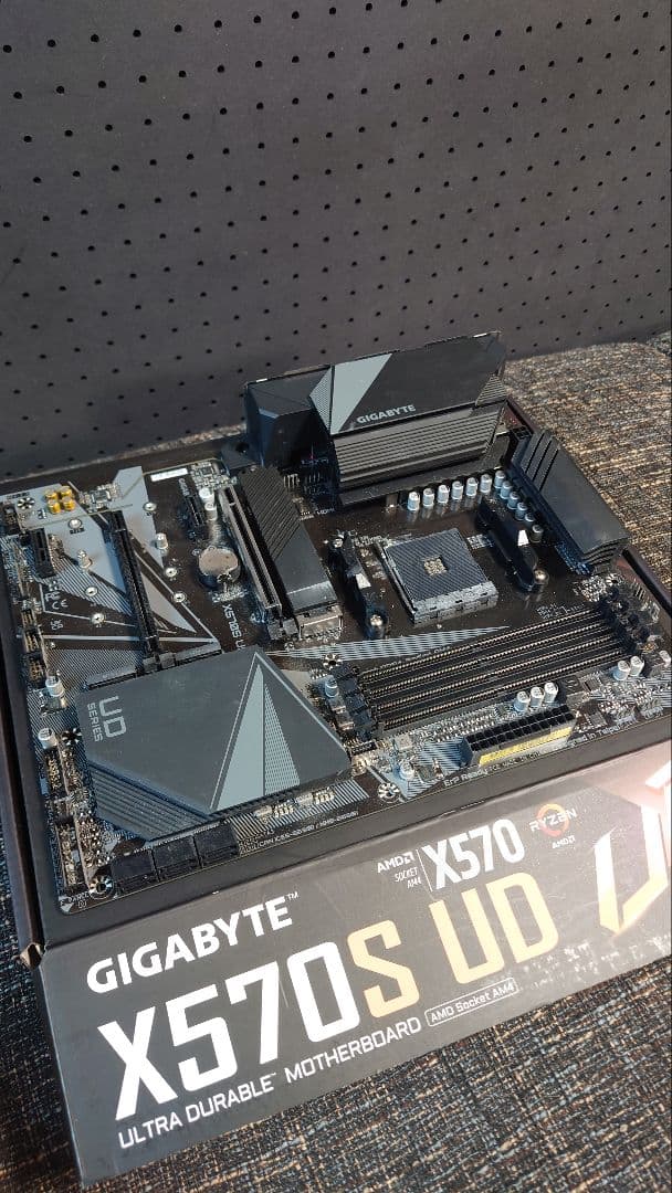 5800x3d マザー、メモリセット