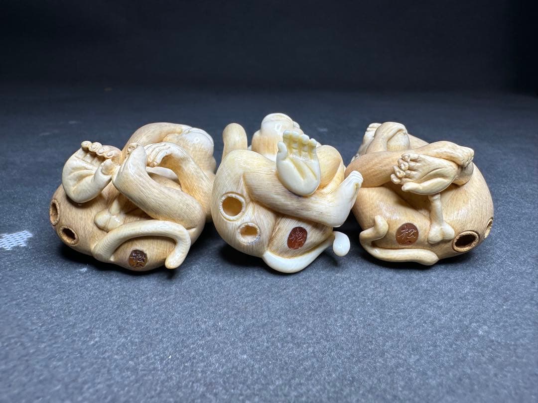極上 松山 根付 天然素材 アンティーク 和彫 置物 骨董 飾り物 古美術品
