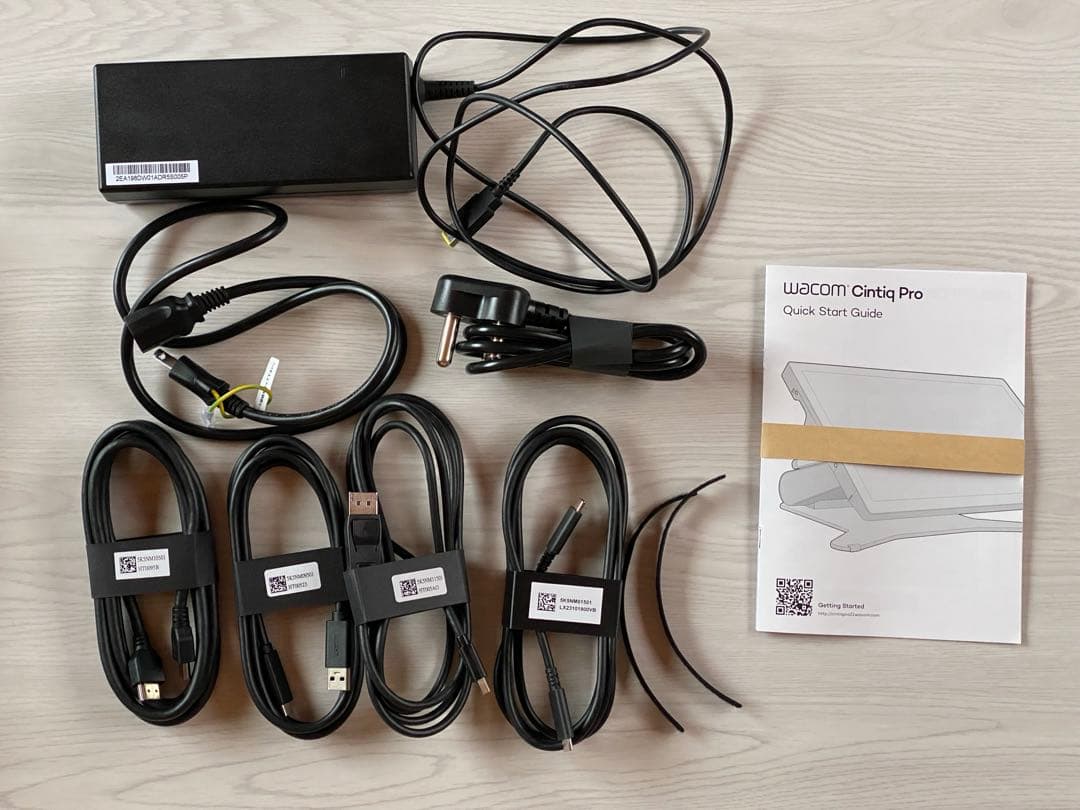 Wacom Cintiq pro 22 【動作確認済み】