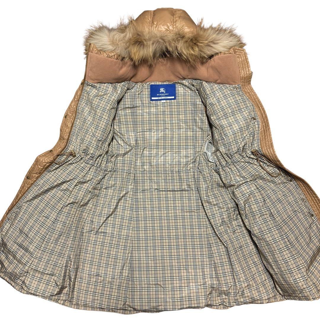 美品 バーバリー ブルーレーベル ラクーンファー ダウンコート