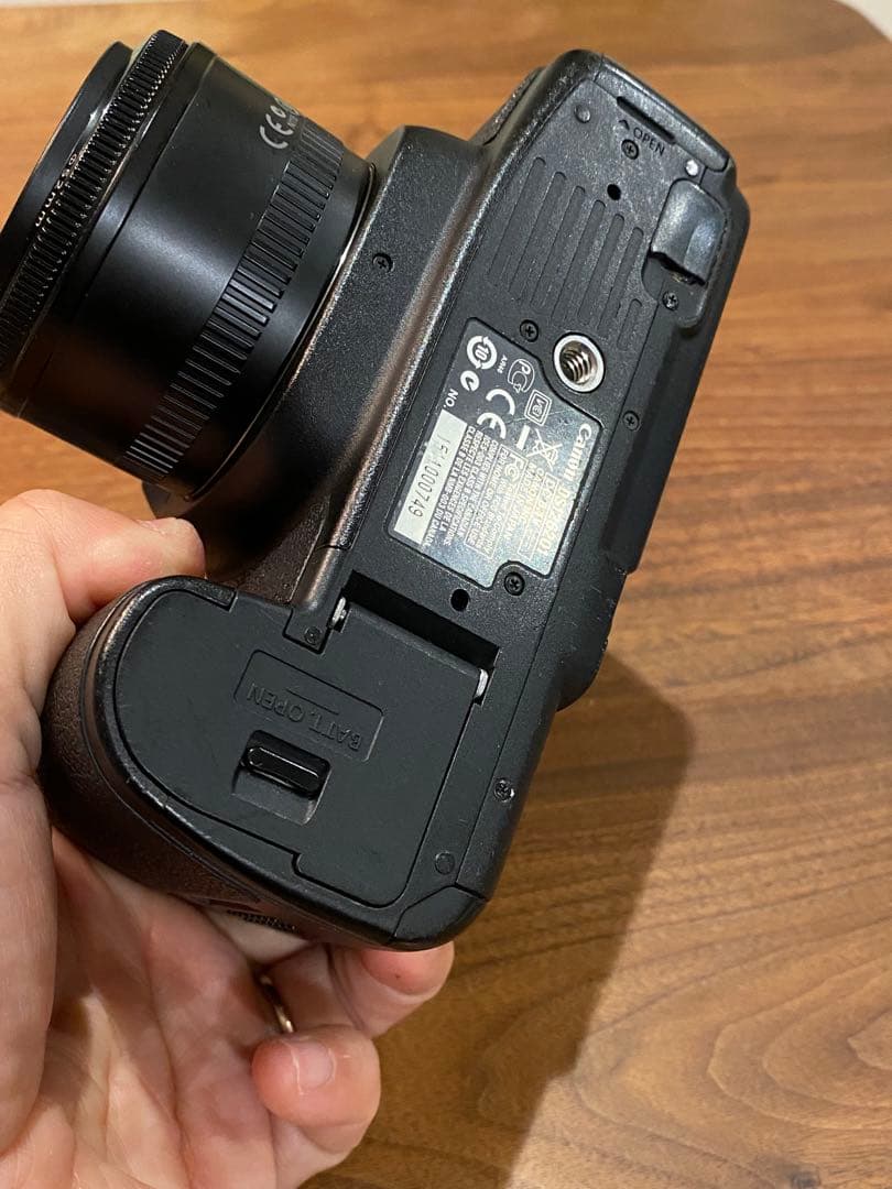 Canon EOS 5D markⅡデジタル一眼　EF50㍉　1:1.8 動作品