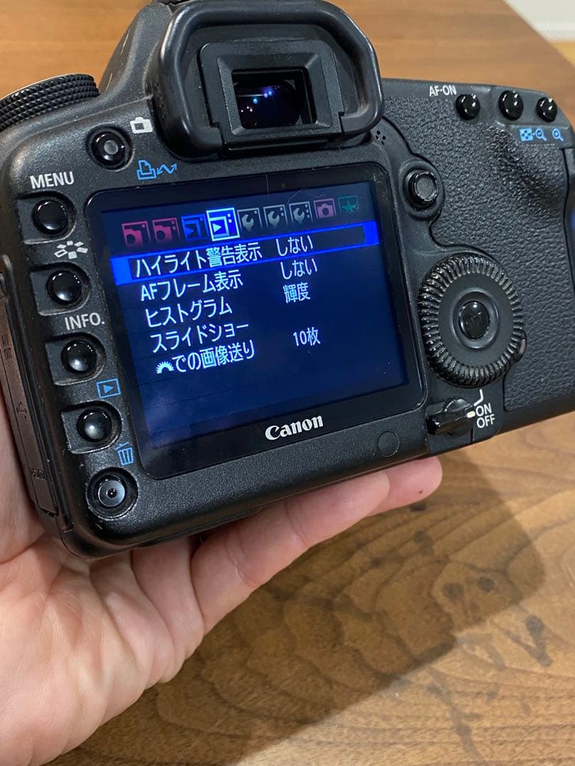 Canon EOS 5D markⅡデジタル一眼　EF50㍉　1:1.8 動作品
