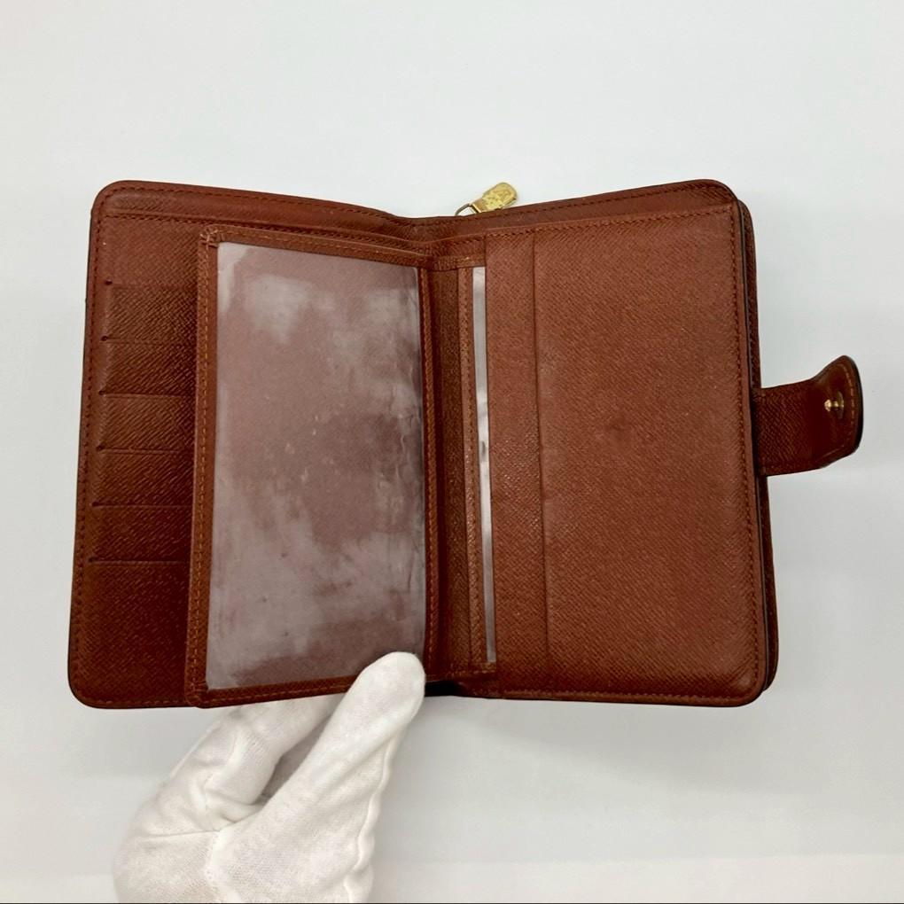 ルイヴィトン モノグラム ポルト パピエ ジップ 二つ折り財布 茶色