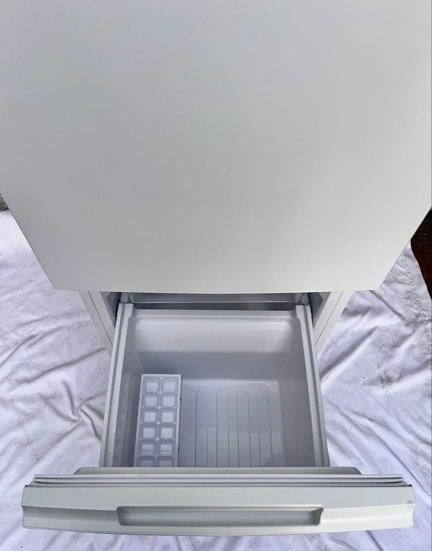 ②【送料無料】SHARP 冷蔵庫 152L SJ-D15K-W 2023年