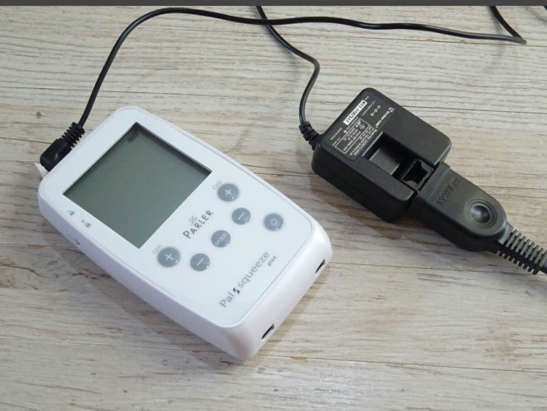 Pal Squeeze Plus 美顔器