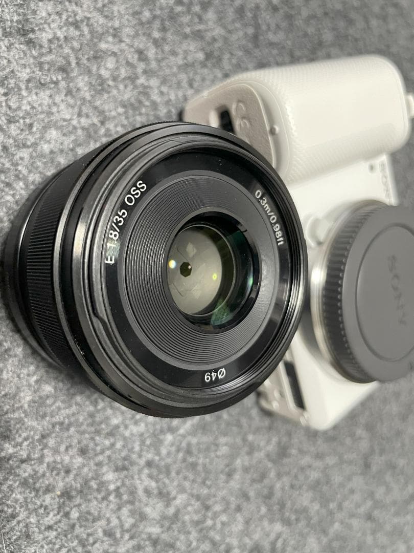 SONY ZV-E10 ホワイト ミラーレスカメラ SEL35 1.8OSS