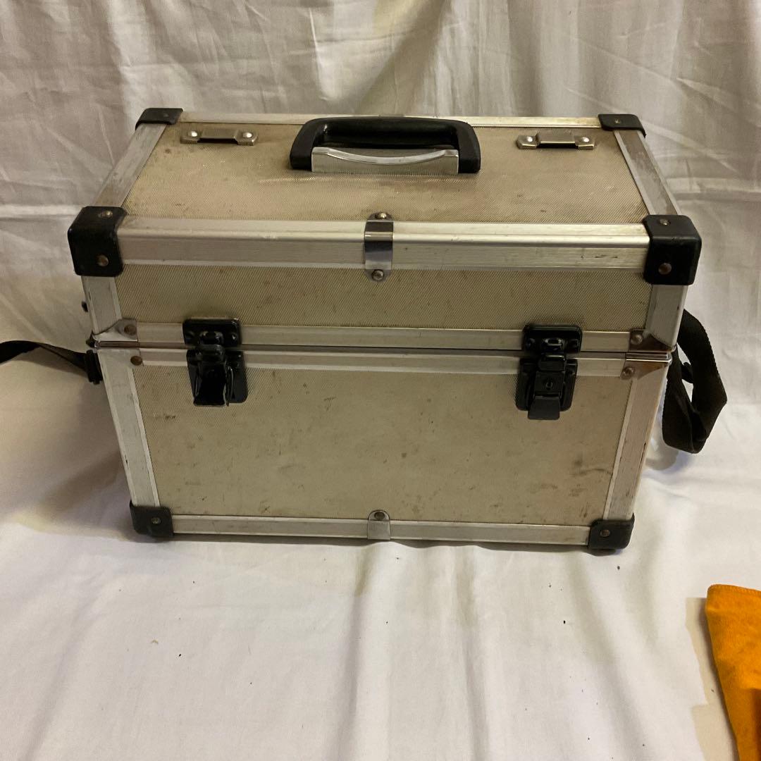 期間限定値下げ　キャノン　EOSレンズ各種4本+ストロボ+EOS650 +おまけ