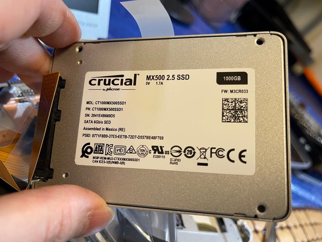 その他ノートPC本体 Crucial 1TB SATA SSD CT1000MX500SSD1