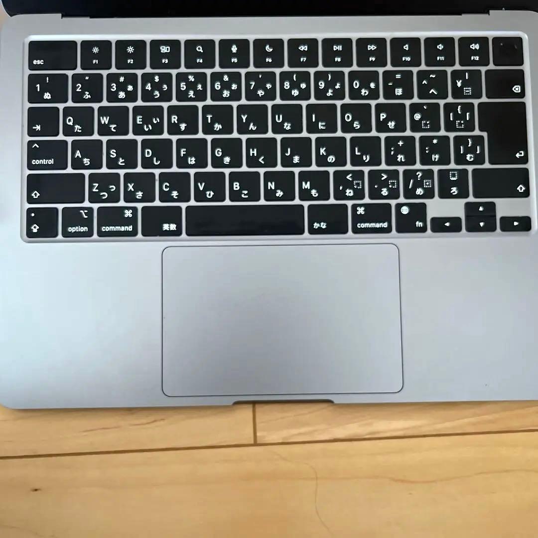 【美品】Apple MacBook Air M2 16GB 13.6inch