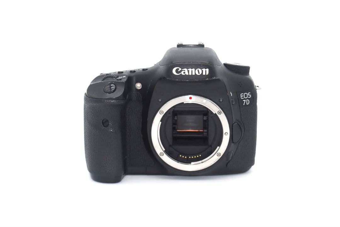 APS-C一眼レフカメラの最上位機種♪Canon 7D ボディ♪