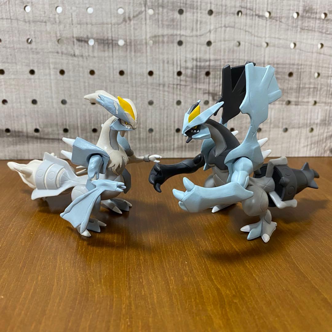 ブラックキュレム ホワイトキュレム ポケモン フィギュア モンコレ