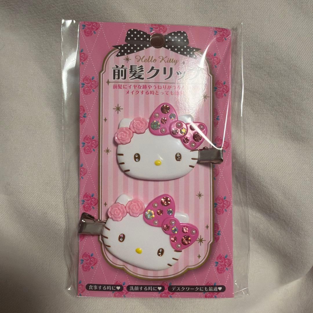 ハローキティ ヘアクリップ 2個セット - メルカリ