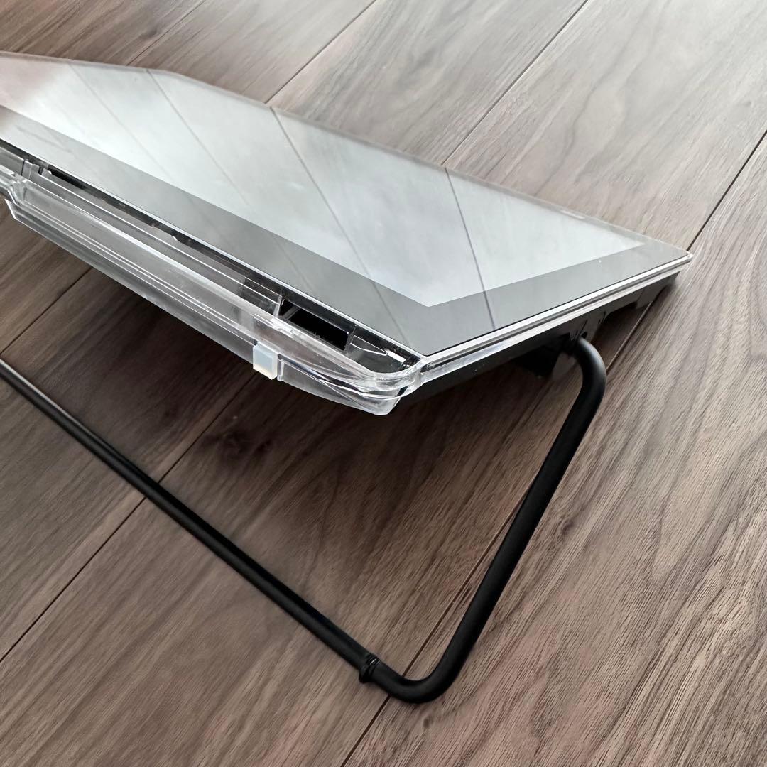 ubon_　防水ポータブルテレビ「プライベート・ビエラ」UN-15L11D