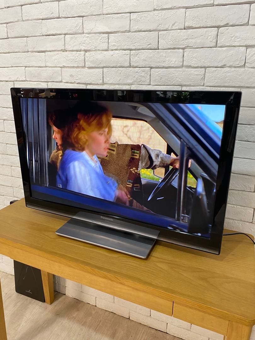 【東京都23区配送無料】パナソニック　テレビ　TH-L32X3-K 2011年