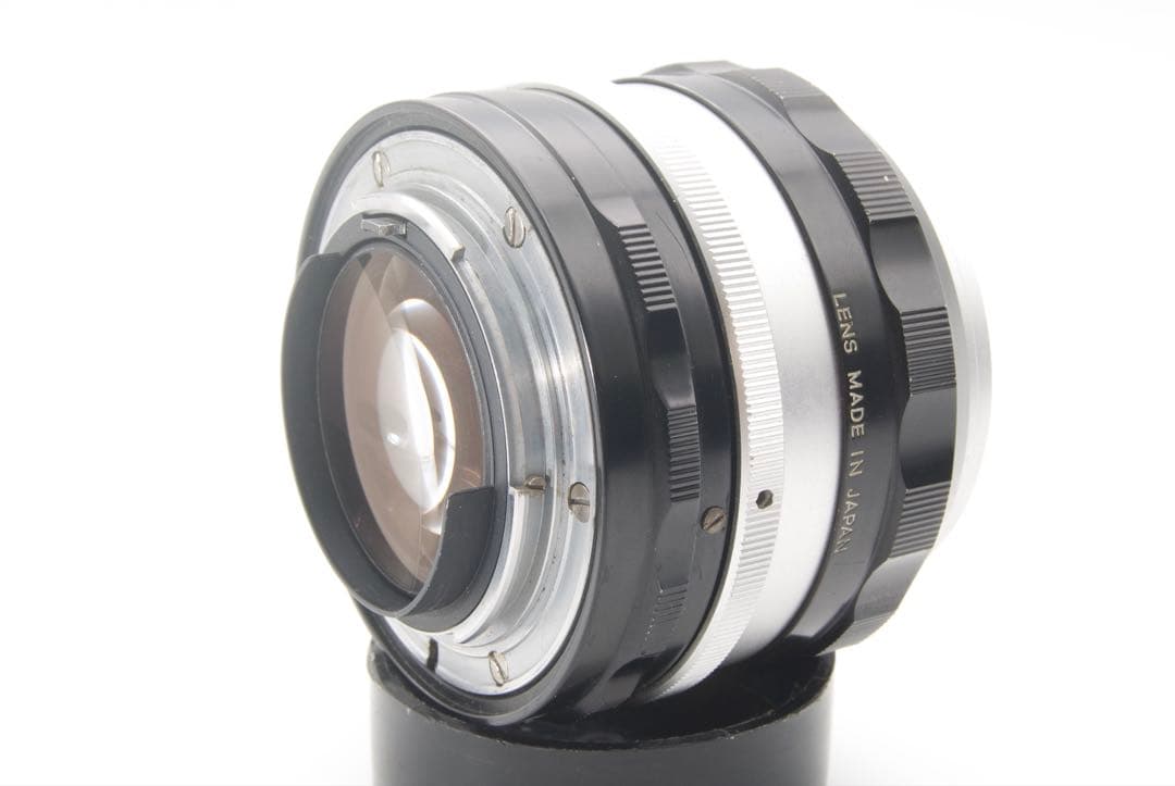 Nikon Nikkor-S Auto 50mm F1.4 オールドレンズ