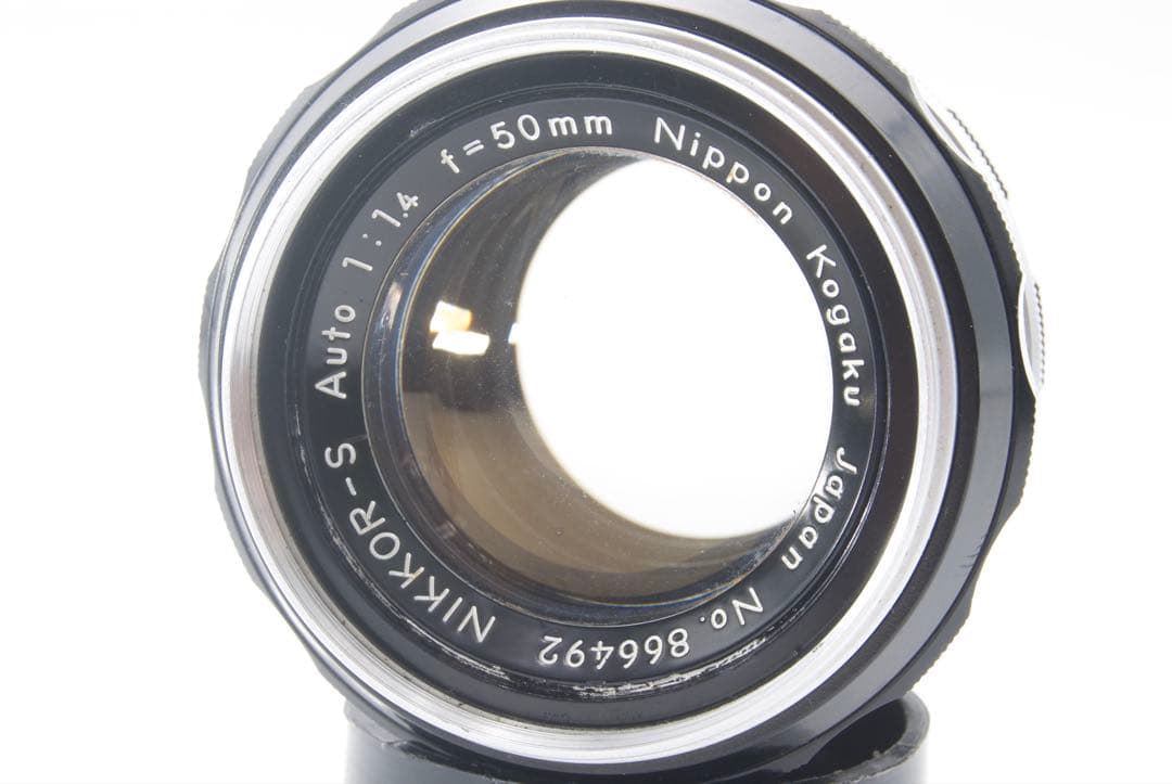Nikon Nikkor-S Auto 50mm F1.4 オールドレンズ