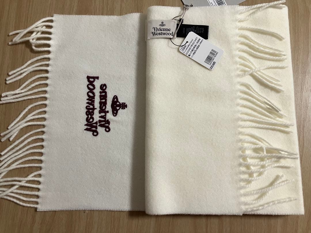 vivienne westwood マフラー ホワイト 30×180 scarf - メルカリ