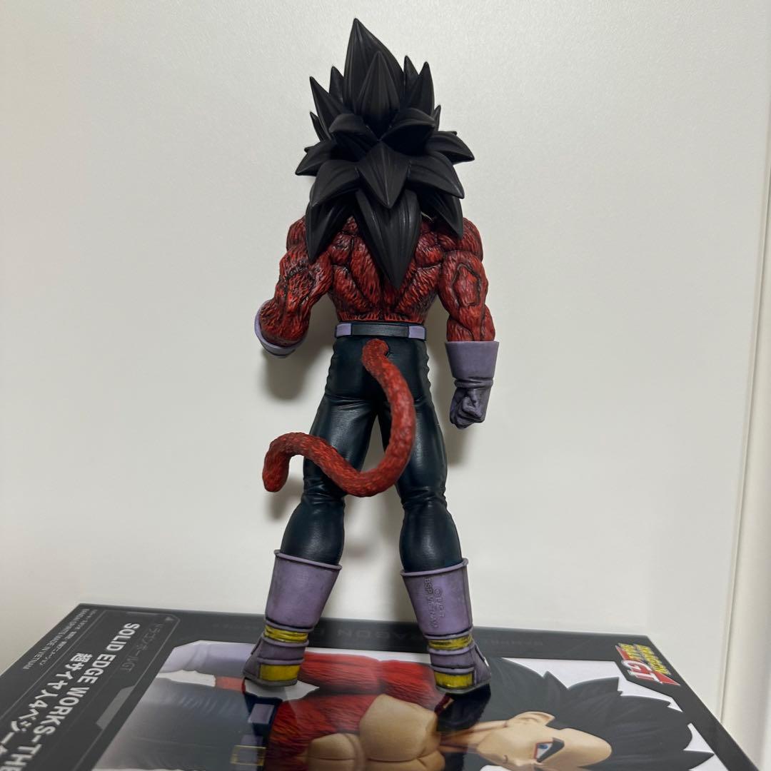 b*5様 ソリッドエッジワークス 超4 ベジータ フィギュア リペイント 墨