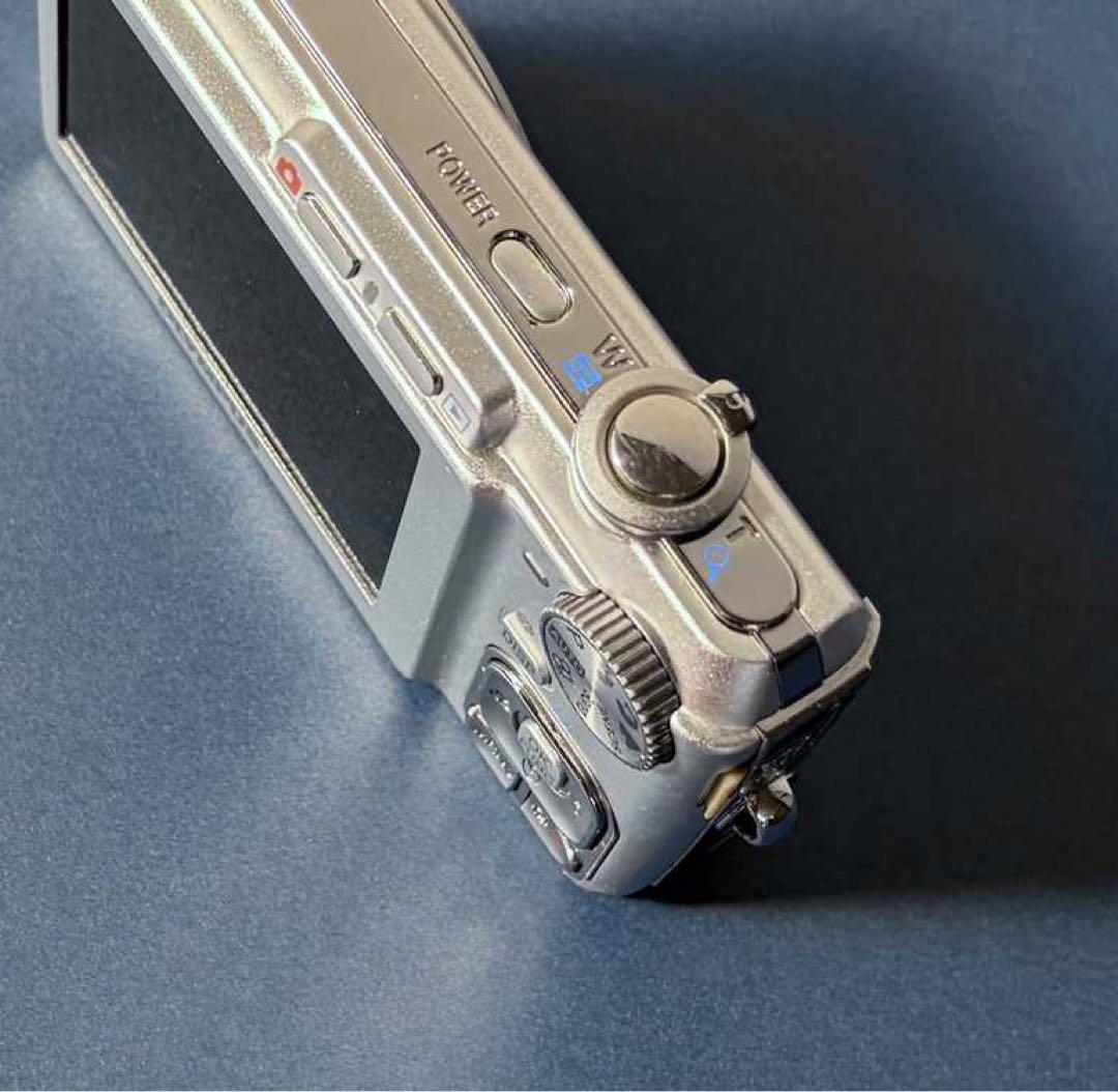 OLYMPUS FE-330 純正充電器付き デジタルカメラ - メルカリ