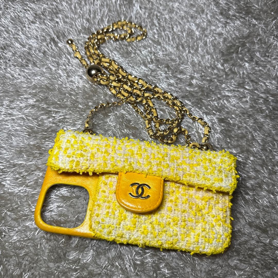 CHANEL イエロー ツイード iPhone12ケース 11.12 クラシック ハンドバッグ、コットン ツイード、イエロー
