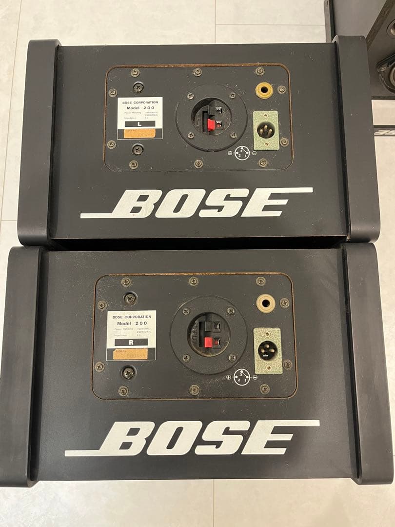 BOSEスタジオ用スピーカー