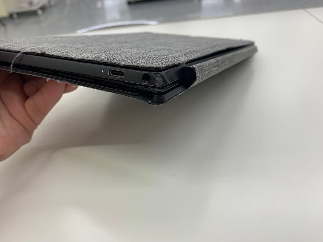 【ます】ASUS Chromebook detachable CM3